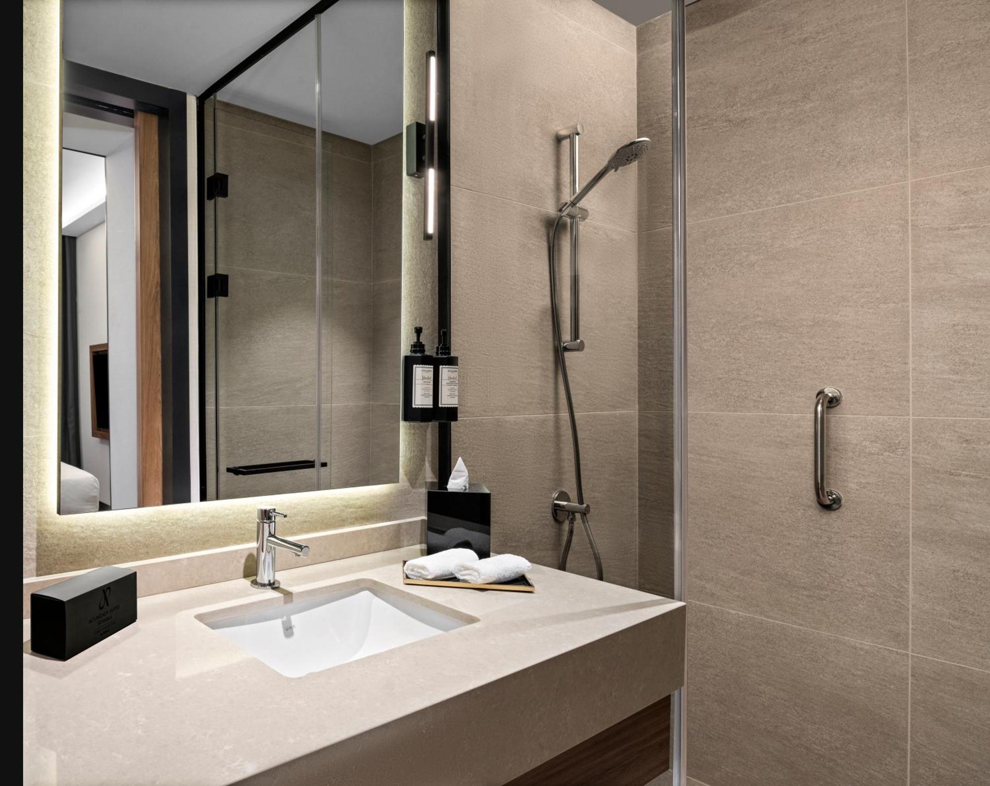 Altunizade Suites Istanbul, Curio Collection By Hilton Ngoại thất bức ảnh